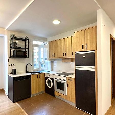 Ferienwohnung La Isla De Perez Galdos Logroño Exterior foto